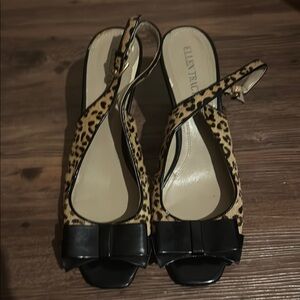 Vintage Ellen Tracy animal print wedge 9
